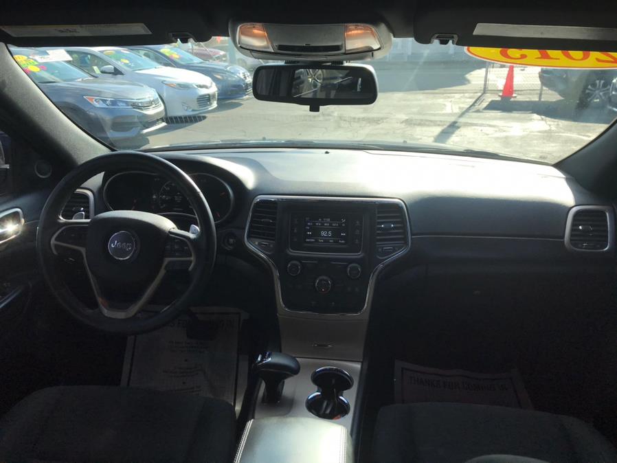 2015 Jeep Grand Cherokee 4WD 4dr laredo, available for sale in Bridgeport, Connecticut | Affordable Motors Inc. Bridgeport, Connecticut 2015 Jeep Grand Cherokee 4WD 4dr laredo, available for sale in Bridgeport, Connecticut | Affordable Motors Inc. Bridgeport, Connecticut