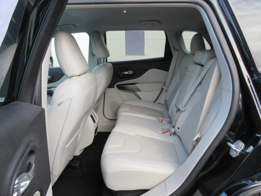 Used Jeep Cherokee Limited FWD 2019 | Route 27 Auto Mall. Linden, New Jersey Used Jeep Cherokee Limited FWD 2019 | Route 27 Auto Mall. Linden, New Jersey