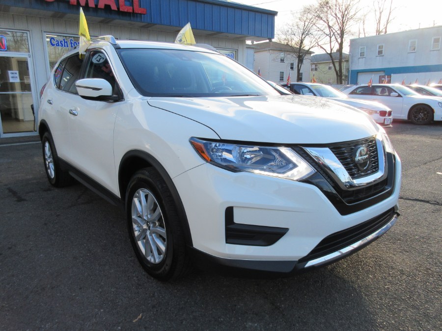 2020 Nissan Rogue FWD SV, available for sale in Linden, New Jersey | Route 27 Auto Mall. Linden, New Jersey 2020 Nissan Rogue FWD SV, available for sale in Linden, New Jersey | Route 27 Auto Mall. Linden, New Jersey