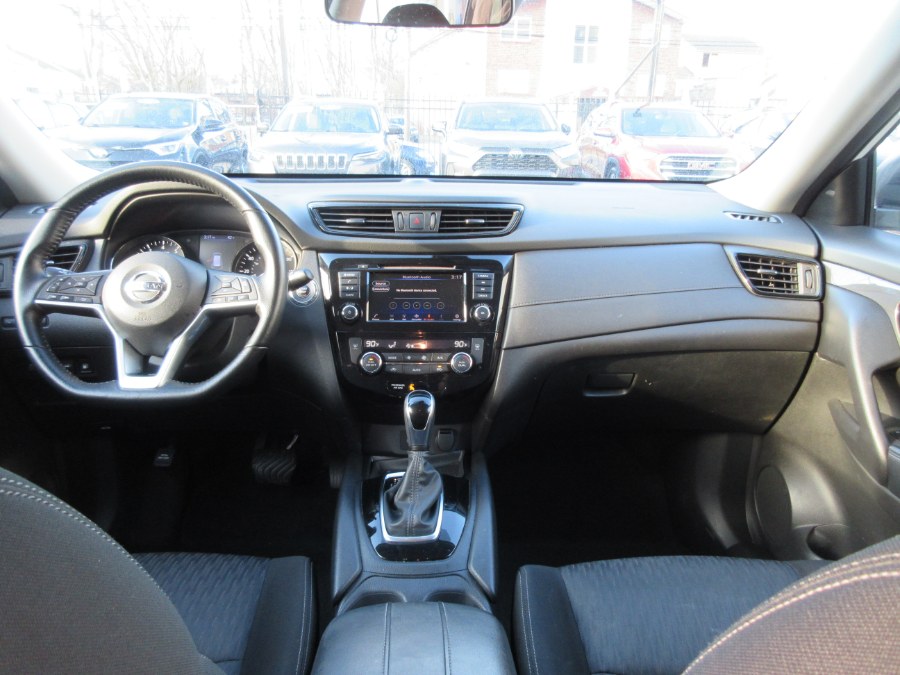 2020 Nissan Rogue FWD SV, available for sale in Linden, New Jersey | Route 27 Auto Mall. Linden, New Jersey 2020 Nissan Rogue FWD SV, available for sale in Linden, New Jersey | Route 27 Auto Mall. Linden, New Jersey