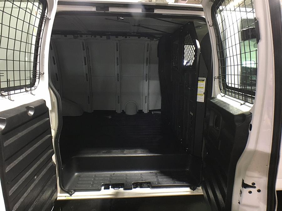 Used GMC Savana Cargo Van RWD 2500 135" 2013 | Smart Buy Auto Sales, LLC. Wallingford, Connecticut Used GMC Savana Cargo Van RWD 2500 135" 2013 | Smart Buy Auto Sales, LLC. Wallingford, Connecticut
