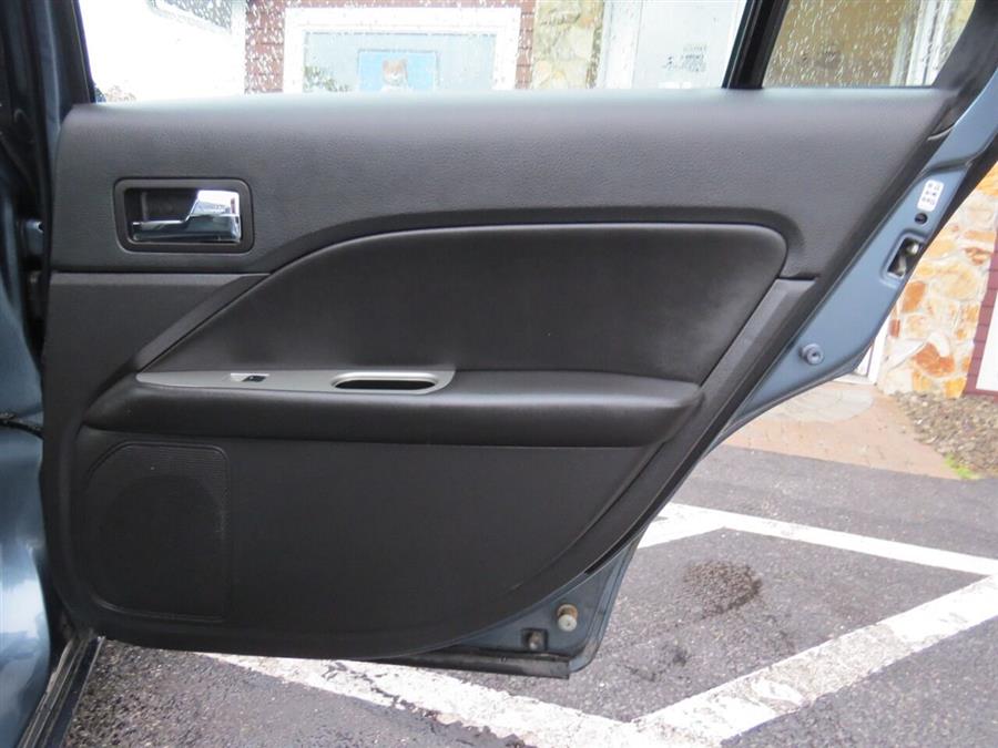Used Ford Fusion SEL AWD 4dr Sedan 2012 | Lake City Exports Inc. Auburn, Maine Used Ford Fusion SEL AWD 4dr Sedan 2012 | Lake City Exports Inc. Auburn, Maine