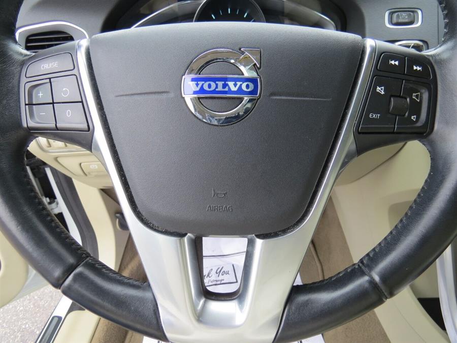 Used Volvo S60 T5 Premier AWD 4dr Sedan 2015 | Lake City Exports Inc. Auburn, Maine Used Volvo S60 T5 Premier AWD 4dr Sedan 2015 | Lake City Exports Inc. Auburn, Maine