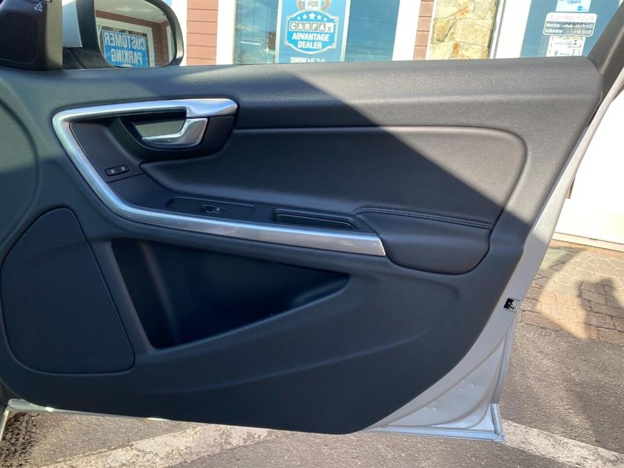 Used Volvo S60 T5 Premier AWD 4dr Sedan 2015 | Lake City Exports Inc. Auburn, Maine Used Volvo S60 T5 Premier AWD 4dr Sedan 2015 | Lake City Exports Inc. Auburn, Maine