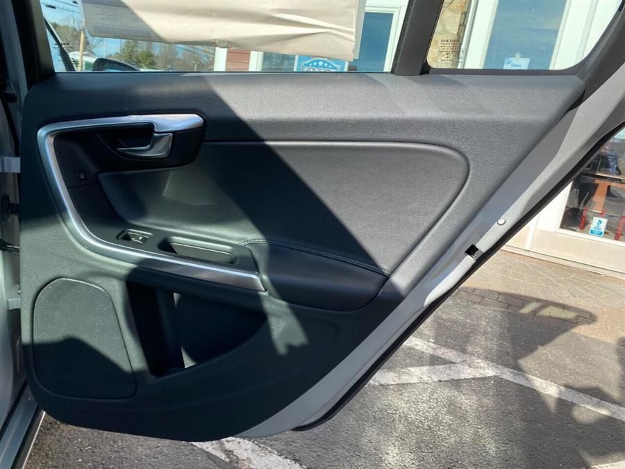Used Volvo S60 T5 Premier AWD 4dr Sedan 2015 | Lake City Exports Inc. Auburn, Maine Used Volvo S60 T5 Premier AWD 4dr Sedan 2015 | Lake City Exports Inc. Auburn, Maine