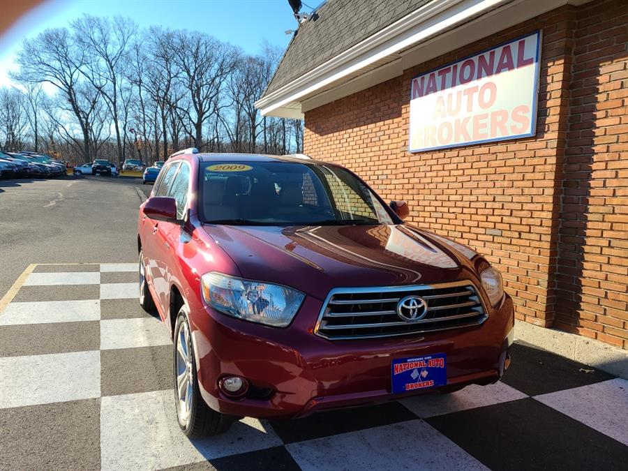 2009 Toyota Highlander 4WD 4dr V6 Sport, available for sale in Waterbury, Connecticut | National Auto Brokers, Inc.. Waterbury, Connecticut 2009 Toyota Highlander 4WD 4dr V6 Sport, available for sale in Waterbury, Connecticut | National Auto Brokers, Inc.. Waterbury, Connecticut