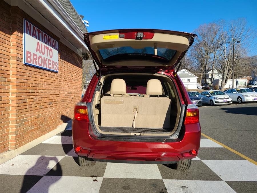 2009 Toyota Highlander 4WD 4dr V6 Sport, available for sale in Waterbury, Connecticut | National Auto Brokers, Inc.. Waterbury, Connecticut 2009 Toyota Highlander 4WD 4dr V6 Sport, available for sale in Waterbury, Connecticut | National Auto Brokers, Inc.. Waterbury, Connecticut