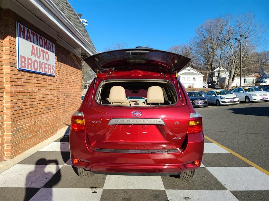 2009 Toyota Highlander 4WD 4dr V6 Sport, available for sale in Waterbury, Connecticut | National Auto Brokers, Inc.. Waterbury, Connecticut 2009 Toyota Highlander 4WD 4dr V6 Sport, available for sale in Waterbury, Connecticut | National Auto Brokers, Inc.. Waterbury, Connecticut