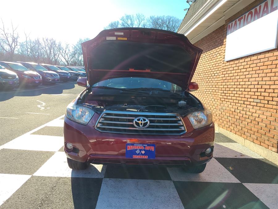 2009 Toyota Highlander 4WD 4dr V6 Sport, available for sale in Waterbury, Connecticut | National Auto Brokers, Inc.. Waterbury, Connecticut 2009 Toyota Highlander 4WD 4dr V6 Sport, available for sale in Waterbury, Connecticut | National Auto Brokers, Inc.. Waterbury, Connecticut