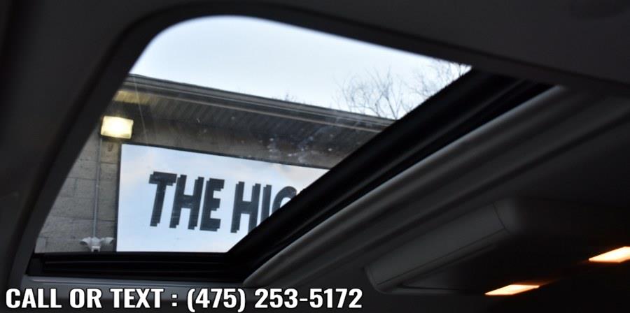 Used Cadillac Escalade Hybrid 4WD 4dr 2010 | Highline Car Connection. Waterbury, Connecticut Used Cadillac Escalade Hybrid 4WD 4dr 2010 | Highline Car Connection. Waterbury, Connecticut