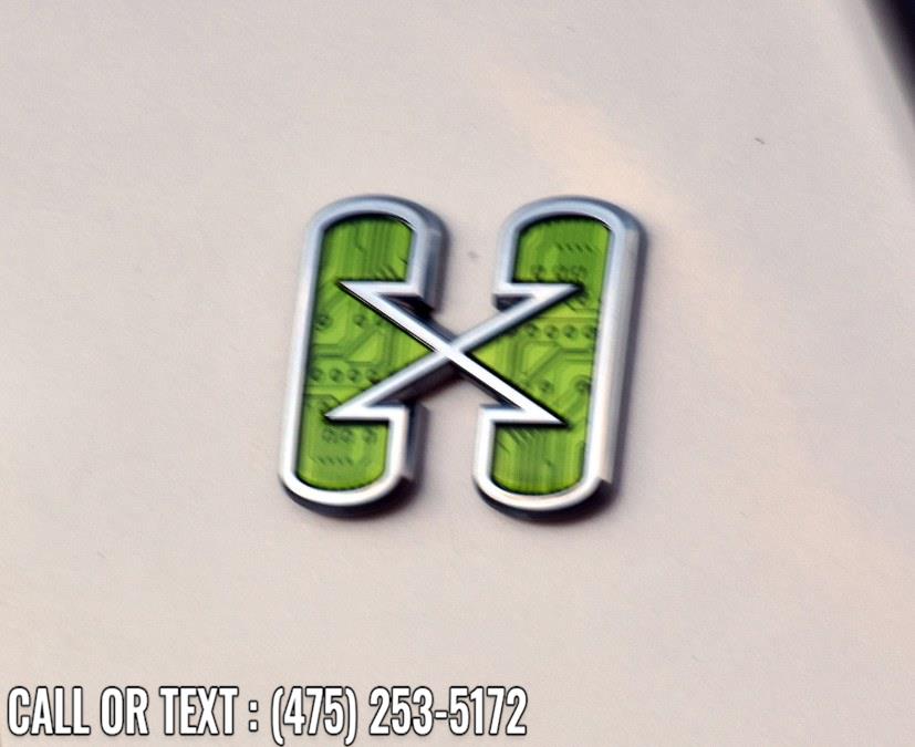 Used Cadillac Escalade Hybrid 4WD 4dr 2010 | Highline Car Connection. Waterbury, Connecticut Used Cadillac Escalade Hybrid 4WD 4dr 2010 | Highline Car Connection. Waterbury, Connecticut