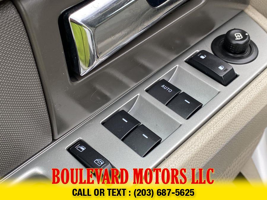 2014 Ford Expedition XL Sport Utility 4D, available for sale in New Haven, Connecticut | Boulevard Motors LLC. New Haven, Connecticut 2014 Ford Expedition XL Sport Utility 4D, available for sale in New Haven, Connecticut | Boulevard Motors LLC. New Haven, Connecticut