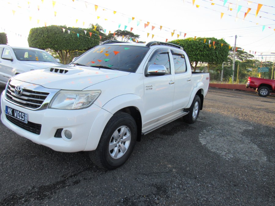 Used 2013 TOYOTA KUN26L-HRPSY in San Francisco de Macoris Rd, Dominican Republic | Hilario Auto Import. San Francisco de Macoris Rd, Dominican Republic