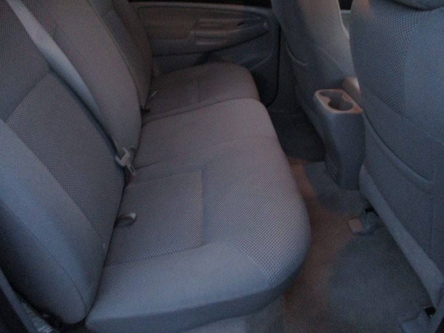 2005 Toyota Tacoma Double 128" Auto 4WD (SE), available for sale in Suffield, Connecticut | Suffield Auto LLC. Suffield, Connecticut 2005 Toyota Tacoma Double 128" Auto 4WD (SE), available for sale in Suffield, Connecticut | Suffield Auto LLC. Suffield, Connecticut