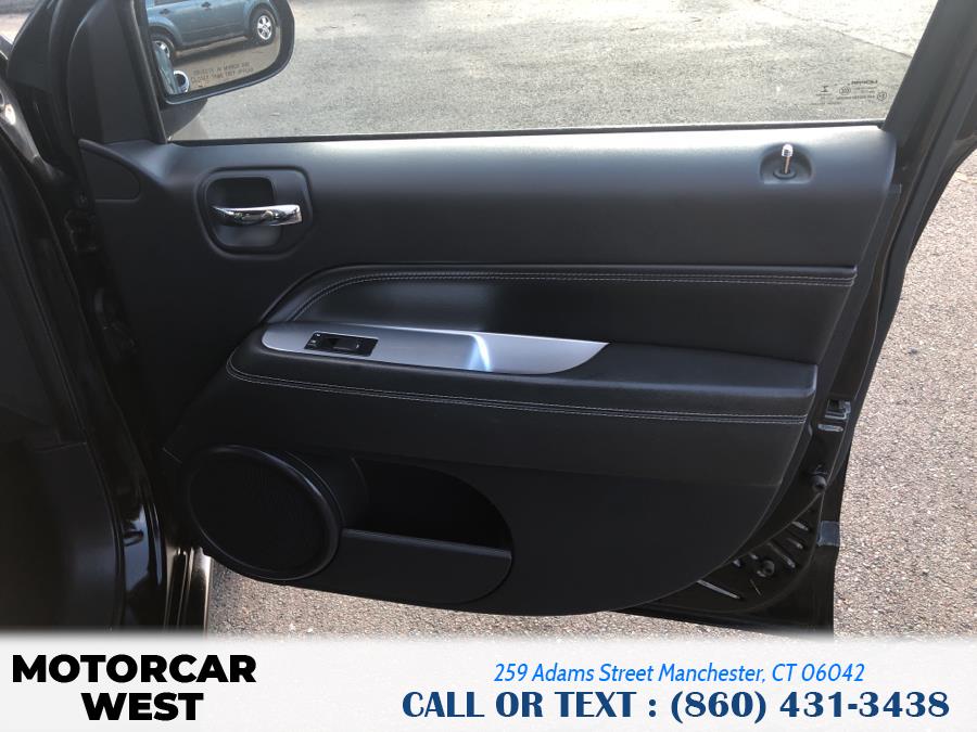 Used Jeep Compass 4WD 4dr High Altitude Edition 2015 | Motorcar West. Manchester, Connecticut Used Jeep Compass 4WD 4dr High Altitude Edition 2015 | Motorcar West. Manchester, Connecticut