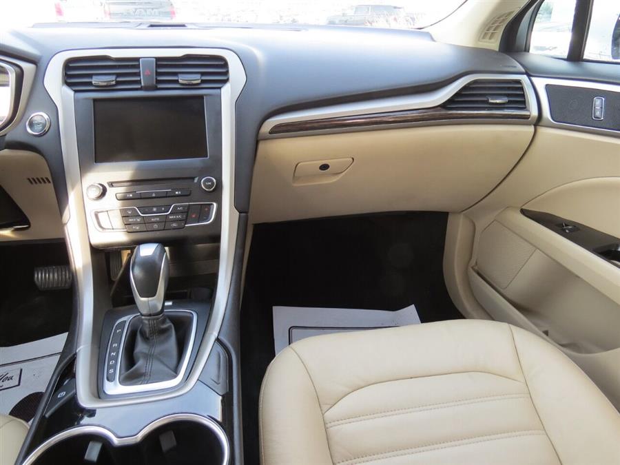 Used Ford Fusion SE AWD 4dr Sedan 2016 | Lake City Exports Inc. Auburn, Maine Used Ford Fusion SE AWD 4dr Sedan 2016 | Lake City Exports Inc. Auburn, Maine