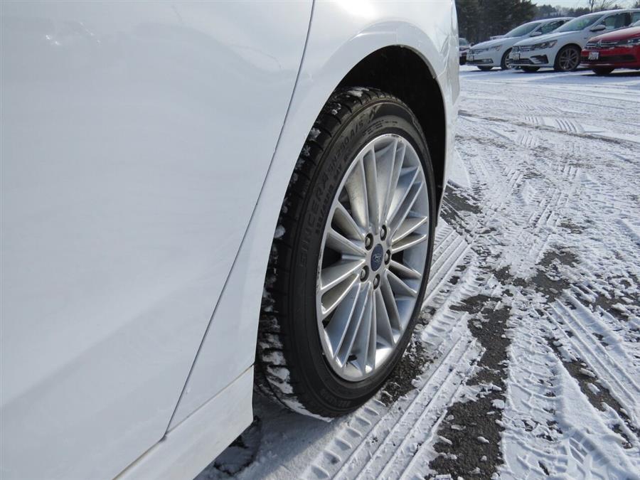 Used Ford Fusion SE AWD 4dr Sedan 2016 | Lake City Exports Inc. Auburn, Maine Used Ford Fusion SE AWD 4dr Sedan 2016 | Lake City Exports Inc. Auburn, Maine