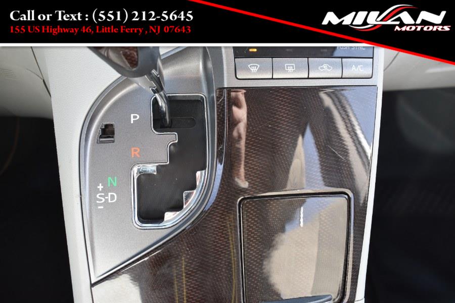 2011 Toyota Venza 4dr Wgn V6 FWD (Natl), available for sale in Little Ferry , New Jersey | Milan Motors. Little Ferry , New Jersey 2011 Toyota Venza 4dr Wgn V6 FWD (Natl), available for sale in Little Ferry , New Jersey | Milan Motors. Little Ferry , New Jersey