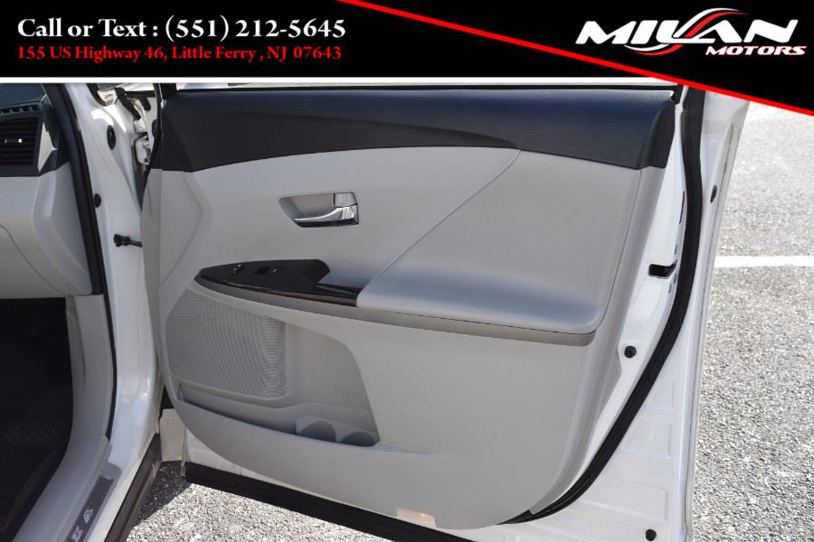 2011 Toyota Venza 4dr Wgn V6 FWD (Natl), available for sale in Little Ferry , New Jersey | Milan Motors. Little Ferry , New Jersey 2011 Toyota Venza 4dr Wgn V6 FWD (Natl), available for sale in Little Ferry , New Jersey | Milan Motors. Little Ferry , New Jersey