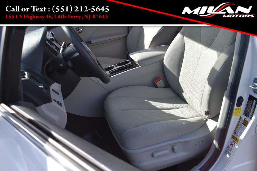 2011 Toyota Venza 4dr Wgn V6 FWD (Natl), available for sale in Little Ferry , New Jersey | Milan Motors. Little Ferry , New Jersey 2011 Toyota Venza 4dr Wgn V6 FWD (Natl), available for sale in Little Ferry , New Jersey | Milan Motors. Little Ferry , New Jersey