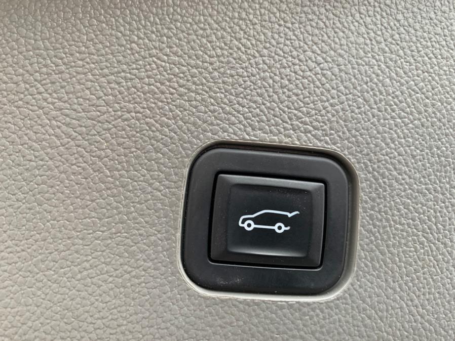 Used Cadillac SRX AWD 4dr Luxury Collection 2012 | Sunrise Auto Sales of Elmont. Elmont, New York Used Cadillac SRX AWD 4dr Luxury Collection 2012 | Sunrise Auto Sales of Elmont. Elmont, New York