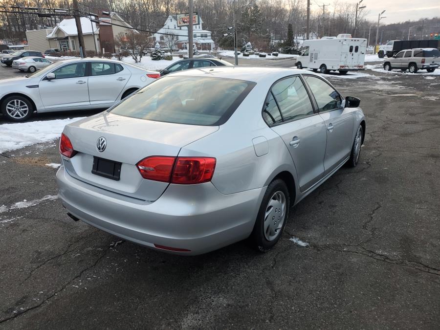 Used Volkswagen Jetta Sedan 4dr Auto Base 2013 | Tony's Auto Sales. Waterbury, Connecticut Used Volkswagen Jetta Sedan 4dr Auto Base 2013 | Tony's Auto Sales. Waterbury, Connecticut