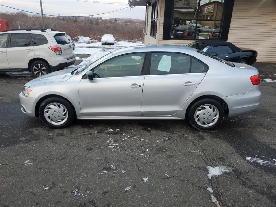 Used Volkswagen Jetta Sedan 4dr Auto Base 2013 | Tony's Auto Sales. Waterbury, Connecticut Used Volkswagen Jetta Sedan 4dr Auto Base 2013 | Tony's Auto Sales. Waterbury, Connecticut