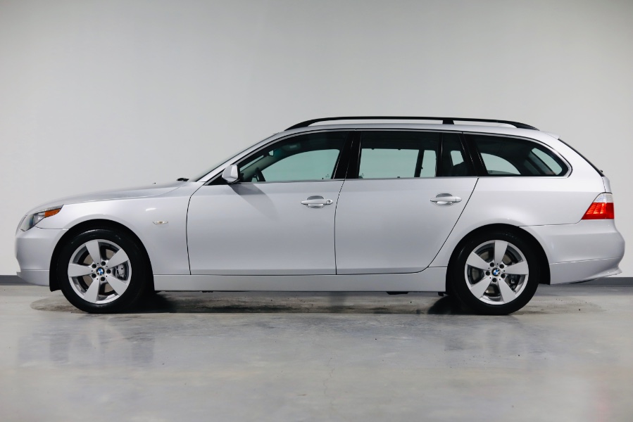 2006 BMW 5 Series 530xi 4dr Sports Wgn AWD, available for sale in North Salem, New York | Meccanic Shop North Inc. North Salem, New York 2006 BMW 5 Series 530xi 4dr Sports Wgn AWD, available for sale in North Salem, New York | Meccanic Shop North Inc. North Salem, New York