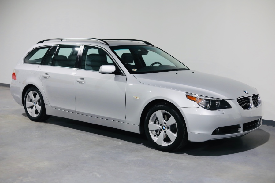 2006 BMW 5 Series 530xi 4dr Sports Wgn AWD, available for sale in North Salem, New York | Meccanic Shop North Inc. North Salem, New York 2006 BMW 5 Series 530xi 4dr Sports Wgn AWD, available for sale in North Salem, New York | Meccanic Shop North Inc. North Salem, New York