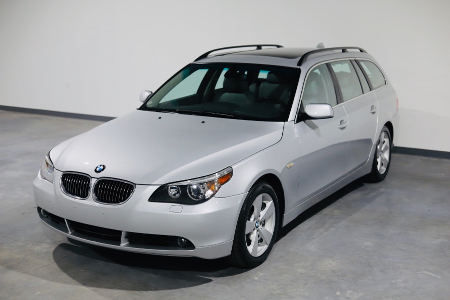2006 BMW 5 Series 530xi 4dr Sports Wgn AWD, available for sale in North Salem, New York | Meccanic Shop North Inc. North Salem, New York 2006 BMW 5 Series 530xi 4dr Sports Wgn AWD, available for sale in North Salem, New York | Meccanic Shop North Inc. North Salem, New York