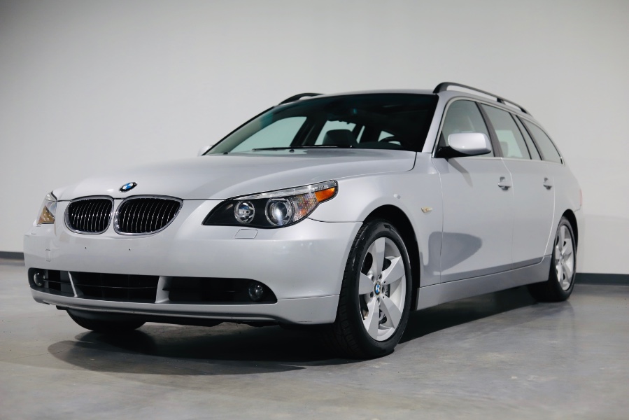 2006 BMW 5 Series 530xi 4dr Sports Wgn AWD, available for sale in North Salem, New York | Meccanic Shop North Inc. North Salem, New York 2006 BMW 5 Series 530xi 4dr Sports Wgn AWD, available for sale in North Salem, New York | Meccanic Shop North Inc. North Salem, New York