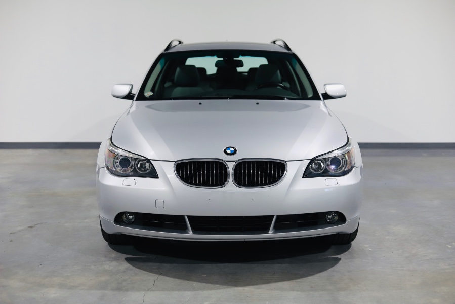 2006 BMW 5 Series 530xi 4dr Sports Wgn AWD, available for sale in North Salem, New York | Meccanic Shop North Inc. North Salem, New York 2006 BMW 5 Series 530xi 4dr Sports Wgn AWD, available for sale in North Salem, New York | Meccanic Shop North Inc. North Salem, New York