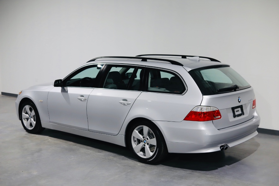2006 BMW 5 Series 530xi 4dr Sports Wgn AWD, available for sale in North Salem, New York | Meccanic Shop North Inc. North Salem, New York 2006 BMW 5 Series 530xi 4dr Sports Wgn AWD, available for sale in North Salem, New York | Meccanic Shop North Inc. North Salem, New York