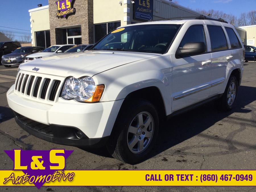 2010 Jeep Grand Cherokee 4WD 4dr Laredo, available for sale in Plantsville, Connecticut | L&S Automotive LLC. Plantsville, Connecticut