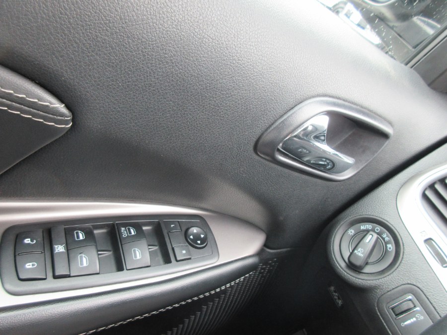 2018 Dodge Journey Crossroad FWD, available for sale in Linden, New Jersey | Route 27 Auto Mall. Linden, New Jersey 2018 Dodge Journey Crossroad FWD, available for sale in Linden, New Jersey | Route 27 Auto Mall. Linden, New Jersey