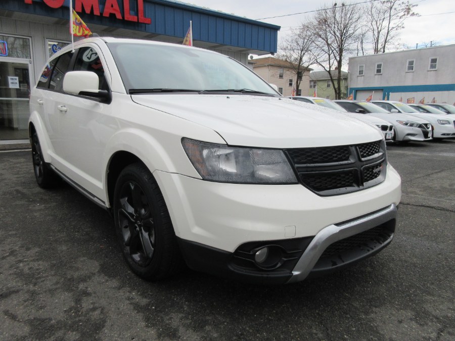 2018 Dodge Journey Crossroad FWD, available for sale in Linden, New Jersey | Route 27 Auto Mall. Linden, New Jersey 2018 Dodge Journey Crossroad FWD, available for sale in Linden, New Jersey | Route 27 Auto Mall. Linden, New Jersey
