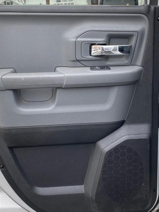 Used Ram 1500 4WD Quad Cab 140.5" Big Horn 2014 | Lava Motors 2 Inc. Canton, Connecticut Used Ram 1500 4WD Quad Cab 140.5" Big Horn 2014 | Lava Motors 2 Inc. Canton, Connecticut