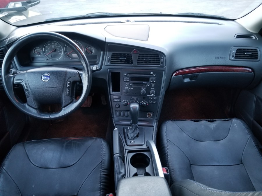 2004 Volvo V70 XC70 2.5L Turbo AWD w/Sunroof, available for sale in Auburn, New Hampshire | ODA Auto Precision LLC. Auburn, New Hampshire 2004 Volvo V70 XC70 2.5L Turbo AWD w/Sunroof, available for sale in Auburn, New Hampshire | ODA Auto Precision LLC. Auburn, New Hampshire