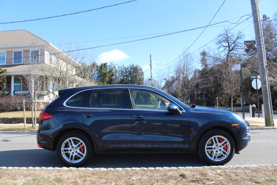 2011 Porsche Cayenne AWD 4dr Turbo, available for sale in Great Neck, New York | Great Neck Car Buyers & Sellers. Great Neck, New York 2011 Porsche Cayenne AWD 4dr Turbo, available for sale in Great Neck, New York | Great Neck Car Buyers & Sellers. Great Neck, New York