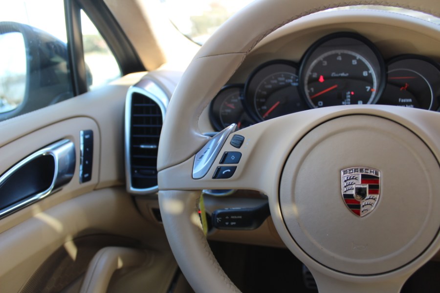 2011 Porsche Cayenne AWD 4dr Turbo, available for sale in Great Neck, New York | Great Neck Car Buyers & Sellers. Great Neck, New York 2011 Porsche Cayenne AWD 4dr Turbo, available for sale in Great Neck, New York | Great Neck Car Buyers & Sellers. Great Neck, New York