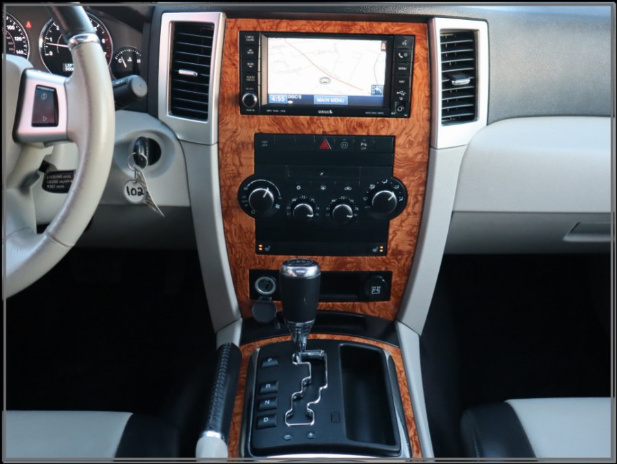 2010 Jeep Grand Cherokee 4WD 4dr Limited, available for sale in Huntington Station, New York | My Auto Inc.. Huntington Station, New York 2010 Jeep Grand Cherokee 4WD 4dr Limited, available for sale in Huntington Station, New York | My Auto Inc.. Huntington Station, New York