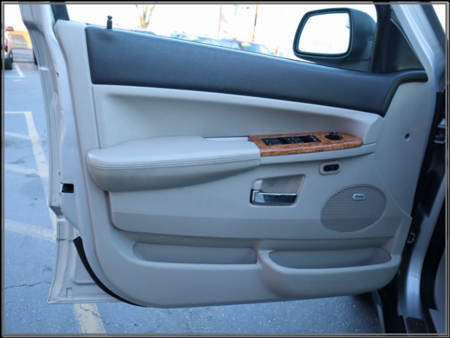 2010 Jeep Grand Cherokee 4WD 4dr Limited, available for sale in Huntington Station, New York | My Auto Inc.. Huntington Station, New York 2010 Jeep Grand Cherokee 4WD 4dr Limited, available for sale in Huntington Station, New York | My Auto Inc.. Huntington Station, New York
