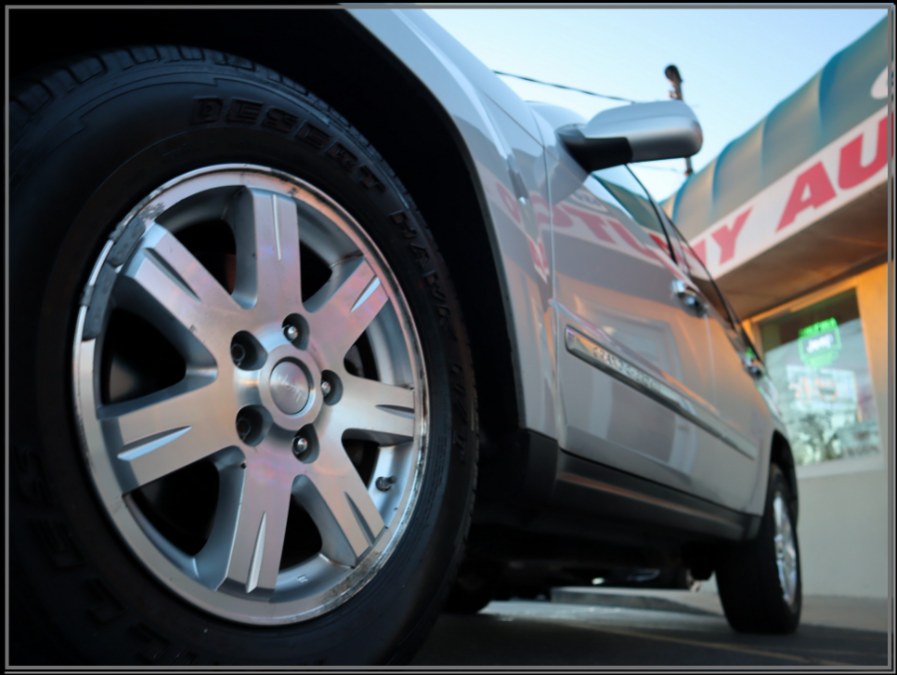 2010 Jeep Grand Cherokee 4WD 4dr Limited, available for sale in Huntington Station, New York | My Auto Inc.. Huntington Station, New York 2010 Jeep Grand Cherokee 4WD 4dr Limited, available for sale in Huntington Station, New York | My Auto Inc.. Huntington Station, New York