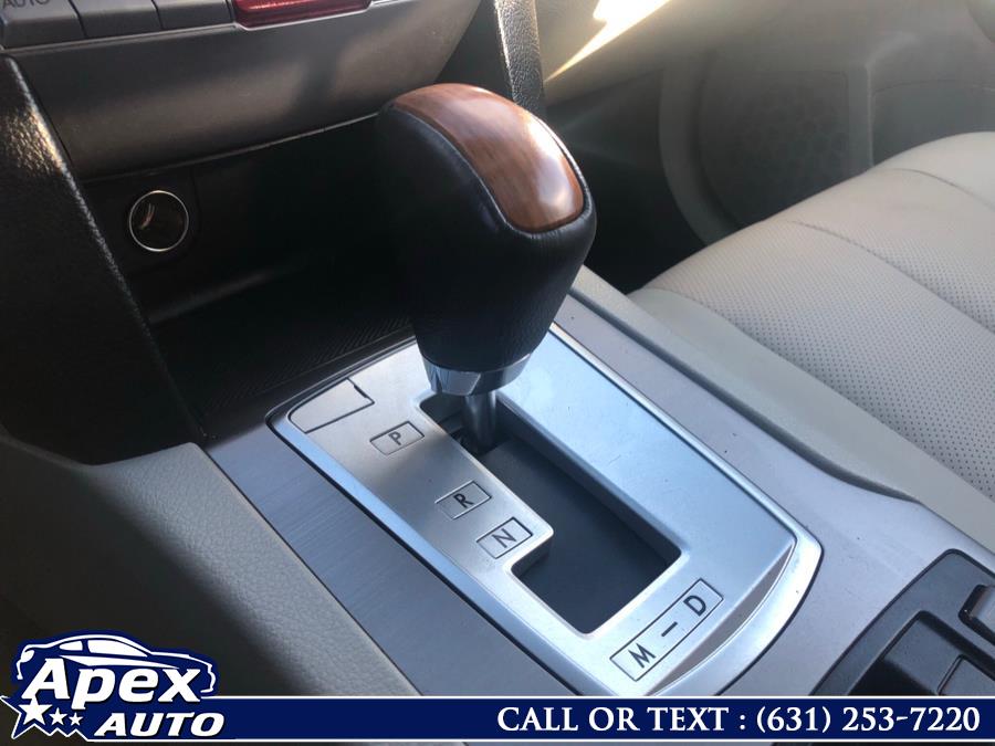 2014 Subaru Outback 4dr Wgn H4 Auto 2.5i Limited, available for sale in Selden, New York | Apex Auto. Selden, New York 2014 Subaru Outback 4dr Wgn H4 Auto 2.5i Limited, available for sale in Selden, New York | Apex Auto. Selden, New York