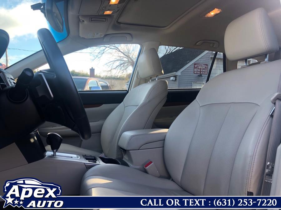 2014 Subaru Outback 4dr Wgn H4 Auto 2.5i Limited, available for sale in Selden, New York | Apex Auto. Selden, New York 2014 Subaru Outback 4dr Wgn H4 Auto 2.5i Limited, available for sale in Selden, New York | Apex Auto. Selden, New York
