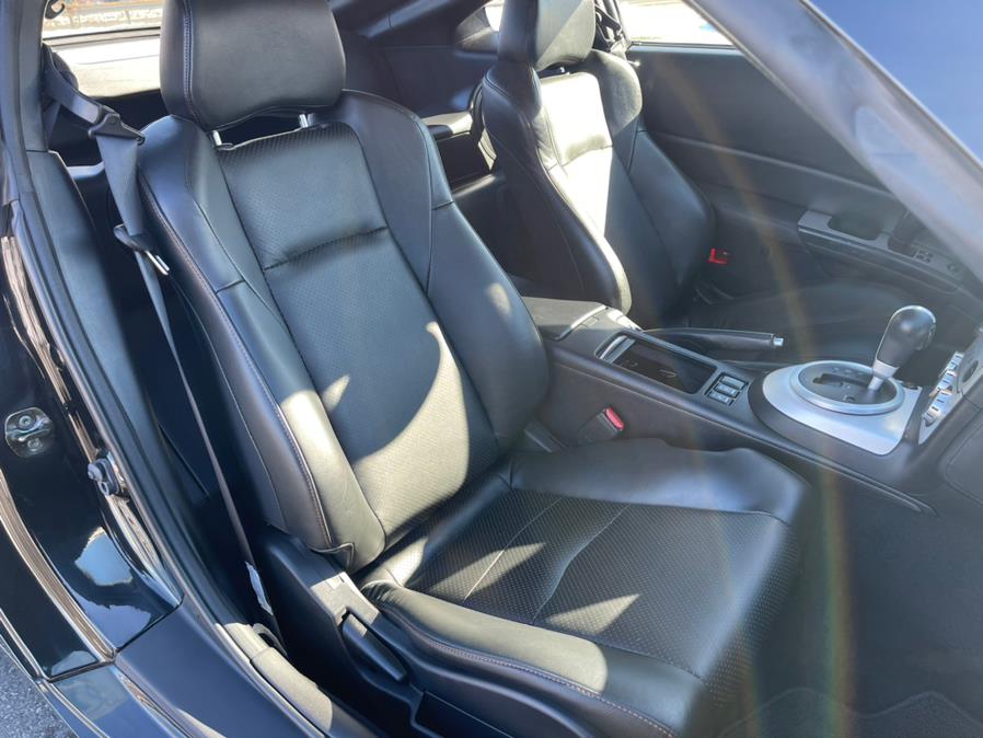 2006 Nissan 350Z 2dr Cpe Touring Auto, available for sale in South Windsor, Connecticut | Mike And Tony Auto Sales, Inc. South Windsor, Connecticut 2006 Nissan 350Z 2dr Cpe Touring Auto, available for sale in South Windsor, Connecticut | Mike And Tony Auto Sales, Inc. South Windsor, Connecticut