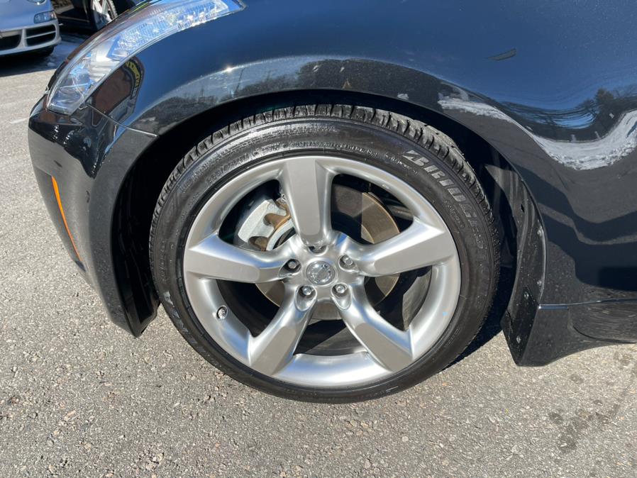 2006 Nissan 350Z 2dr Cpe Touring Auto, available for sale in South Windsor, Connecticut | Mike And Tony Auto Sales, Inc. South Windsor, Connecticut 2006 Nissan 350Z 2dr Cpe Touring Auto, available for sale in South Windsor, Connecticut | Mike And Tony Auto Sales, Inc. South Windsor, Connecticut