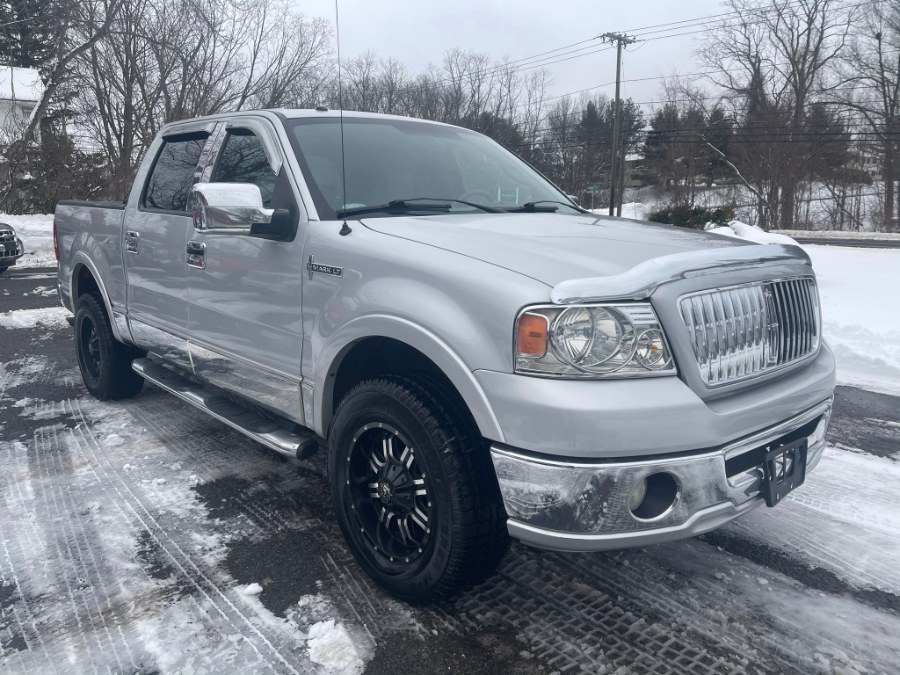 2006 Lincoln Mark LT 4WD Supercrew 139" Leather & Sunroof, available for sale in East Windsor, Connecticut | Toro Auto. East Windsor, Connecticut 2006 Lincoln Mark LT 4WD Supercrew 139" Leather & Sunroof, available for sale in East Windsor, Connecticut | Toro Auto. East Windsor, Connecticut