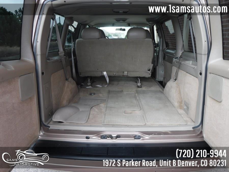 Used GMC Safari Passenger Ext 111" WB AWD 2005 | Sam's Automotive. Denver, Colorado Used GMC Safari Passenger Ext 111" WB AWD 2005 | Sam's Automotive. Denver, Colorado