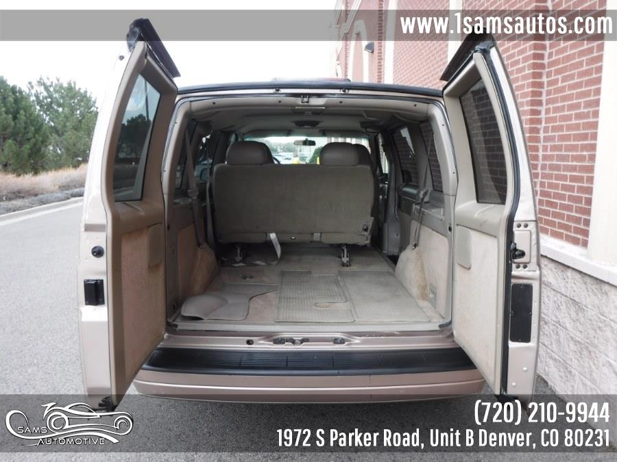 Used GMC Safari Passenger Ext 111" WB AWD 2005 | Sam's Automotive. Denver, Colorado Used GMC Safari Passenger Ext 111" WB AWD 2005 | Sam's Automotive. Denver, Colorado